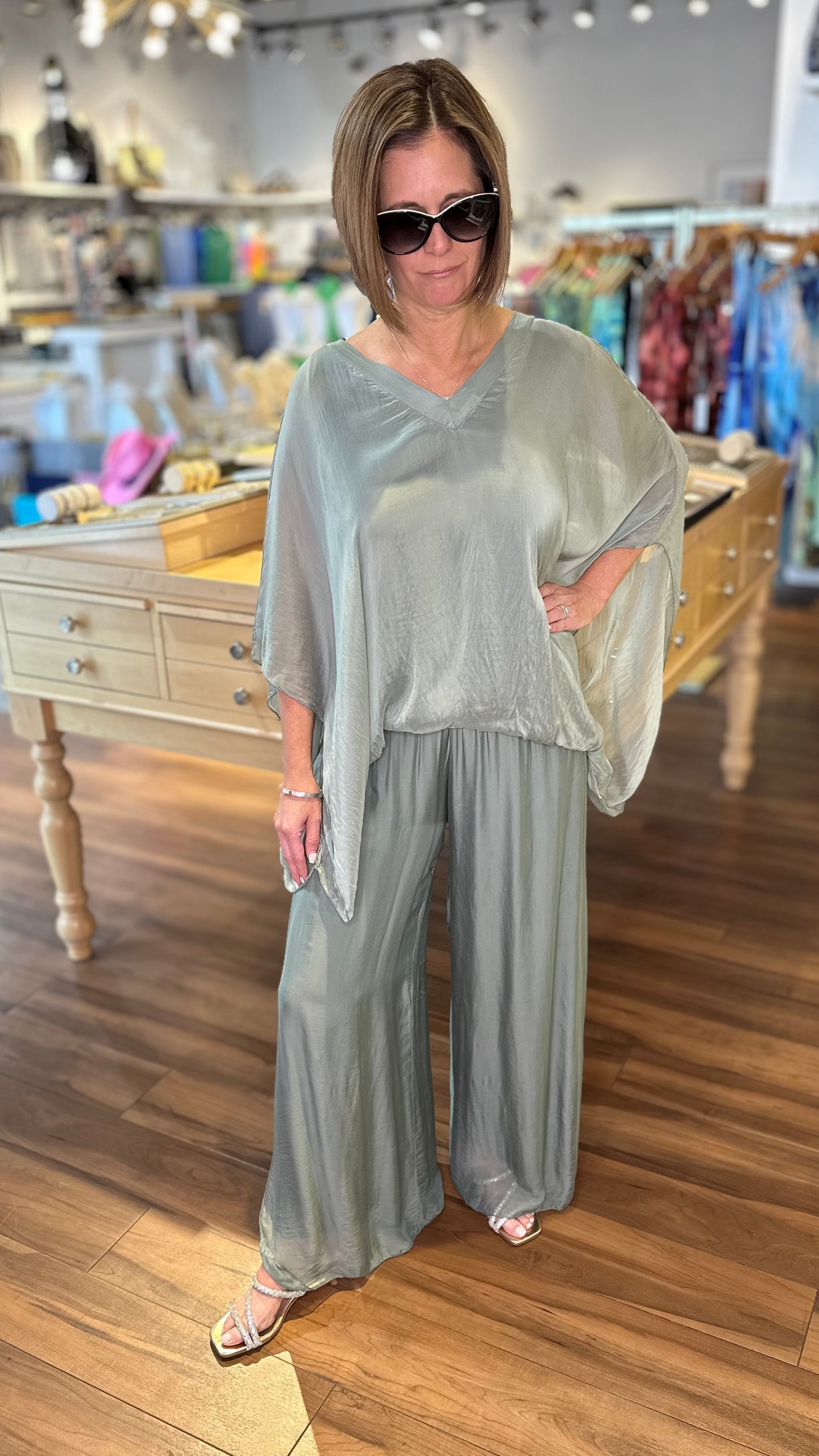 Italian Silk V Neck Flowy Top - Olive