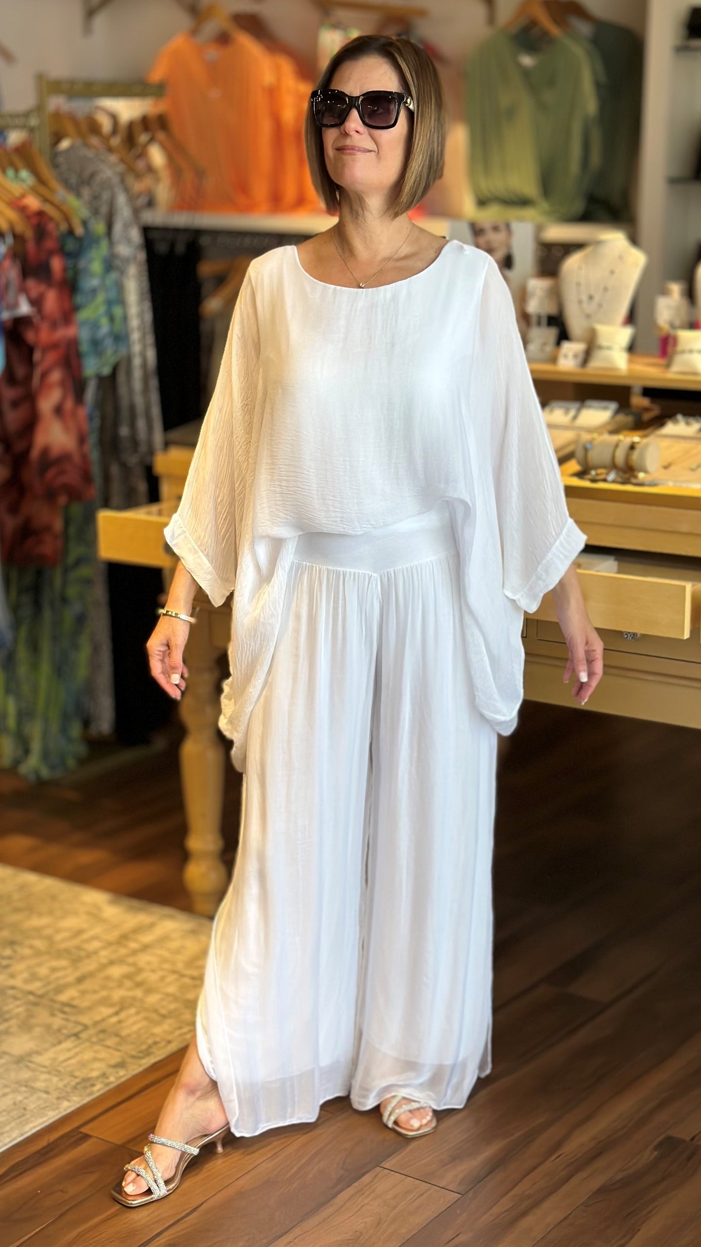 Italian Silk Scoop Neck Flowy Top - White