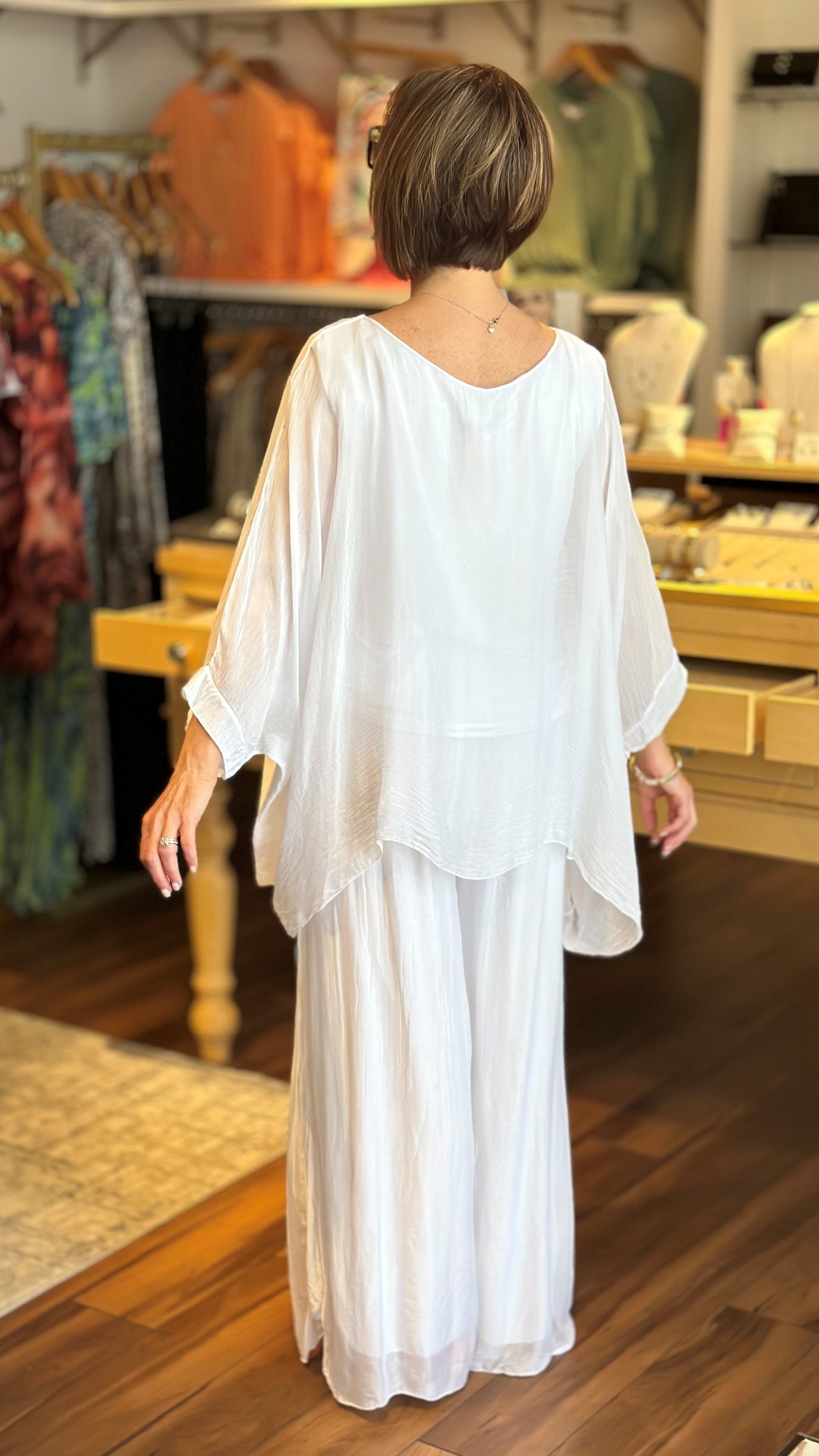 Italian Silk Scoop Neck Flowy Top - White