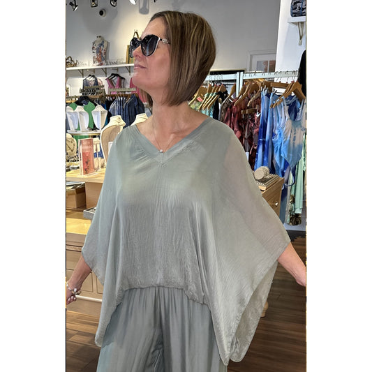 Italian Silk V Neck Flowy Top - Olive