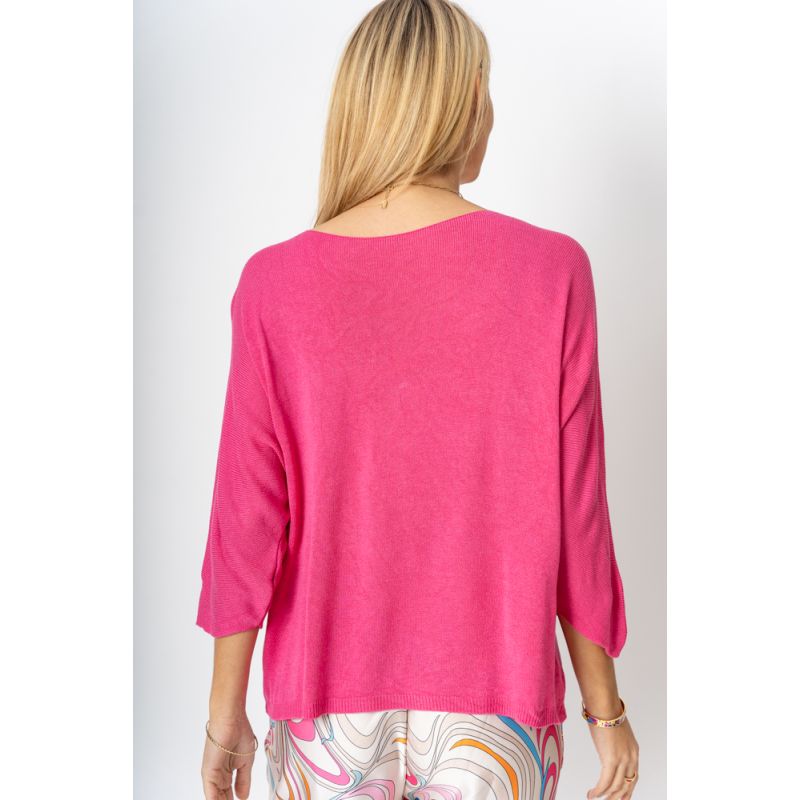 EMBOSSED STAR SWEATER - RASPBERRY